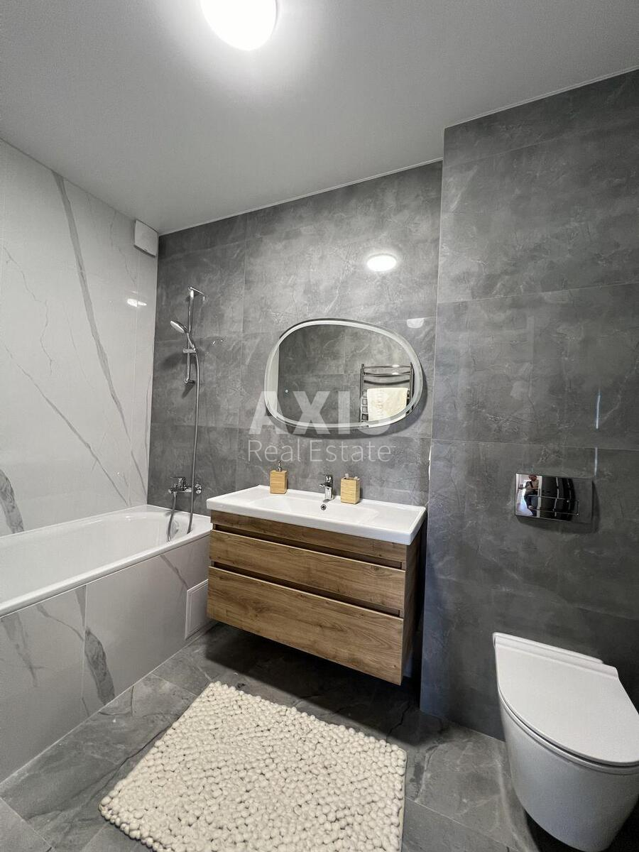 1k apartment vul. Vasyl'kivs'ka 18