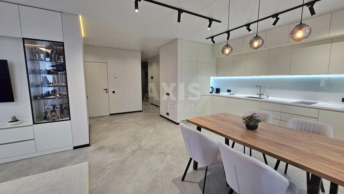 2k apartment nab. Dniprovs'ka 18609432