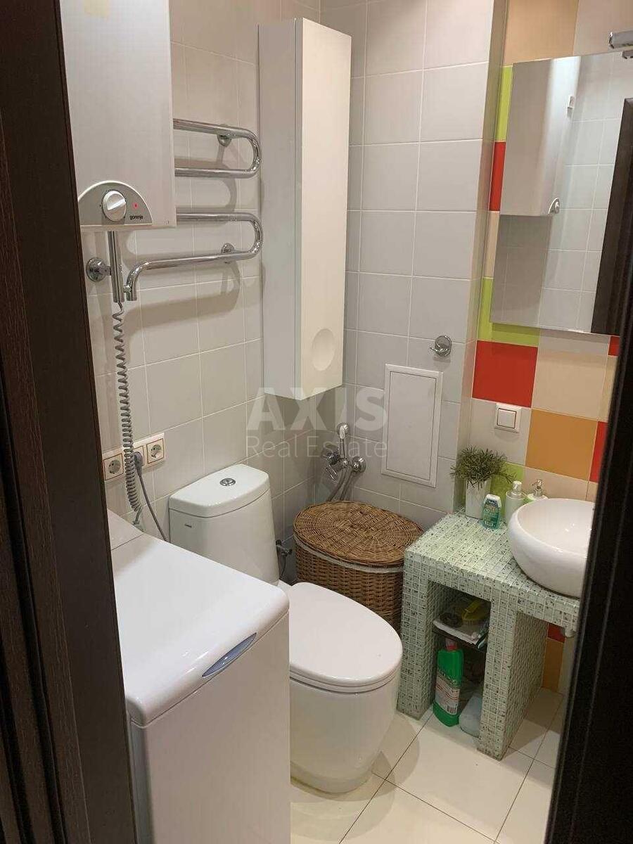 3k apartment vul. Borshhagivs'ka 129/131568608