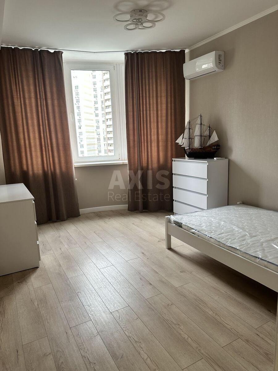 3к квартира ул. Ахматовой Анны 30581342
