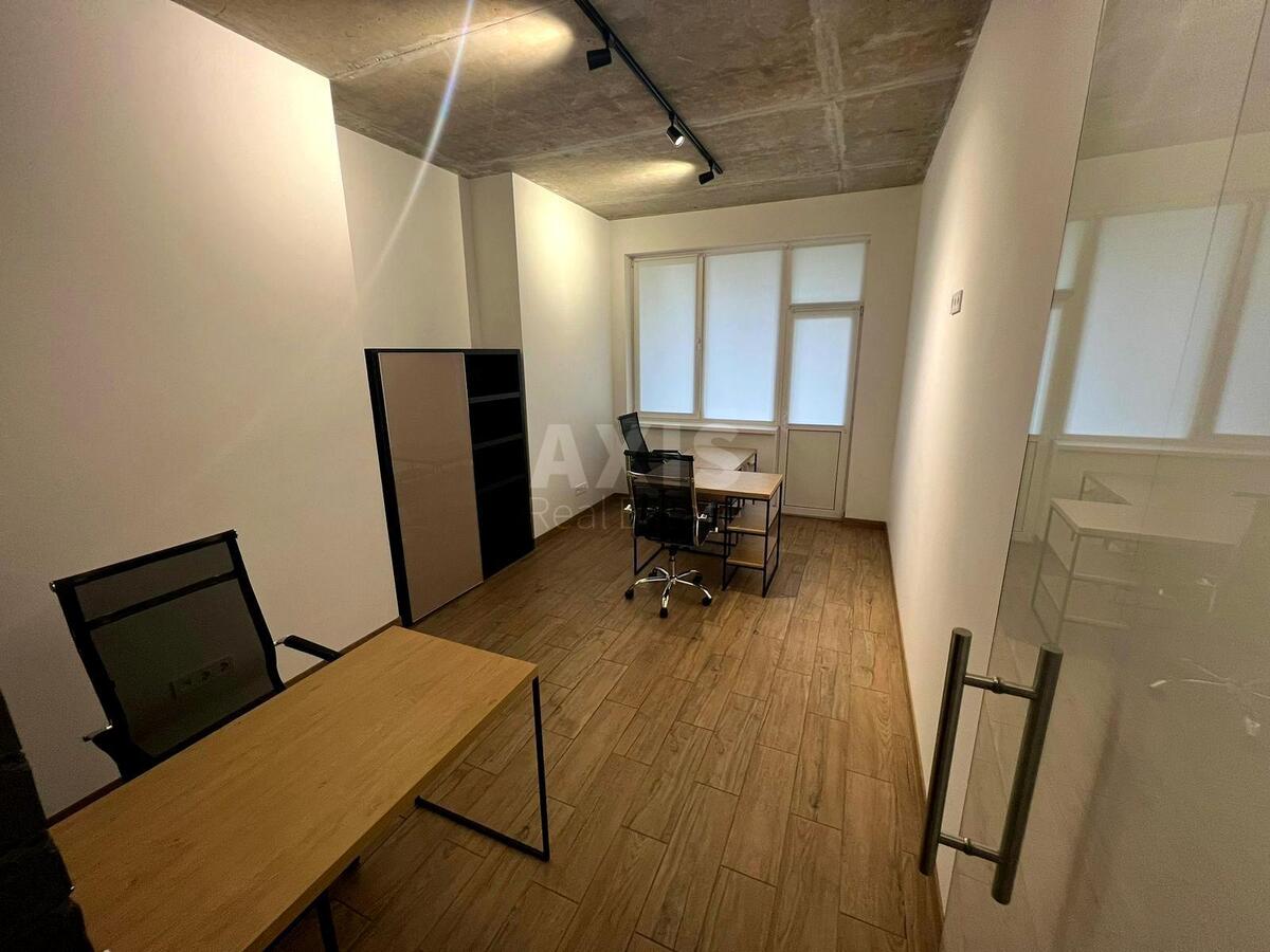 Office vul. Vasylya Tyutyunnyka 37/1, 108m2617029