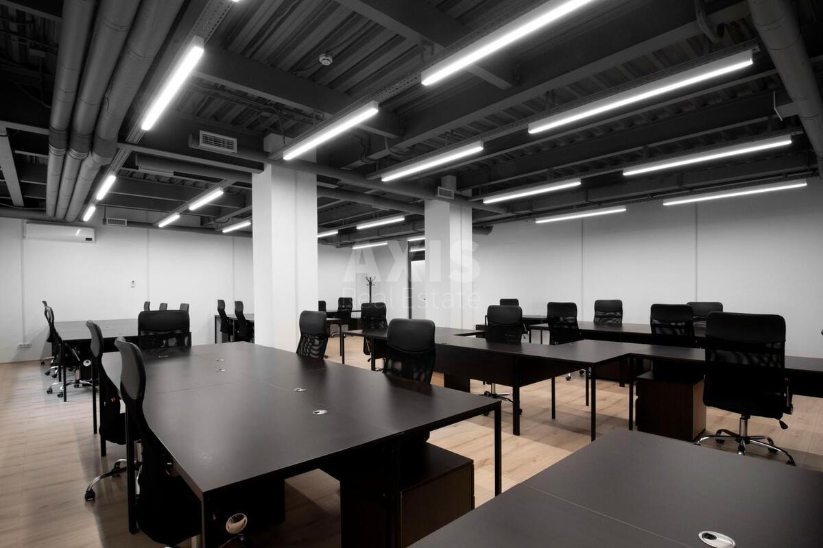 Office vul. Rustaveli Shota 11/7, 156m2617703