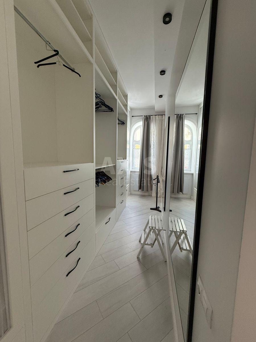2k apartment vul. Kozhum'jac'ka 20А5