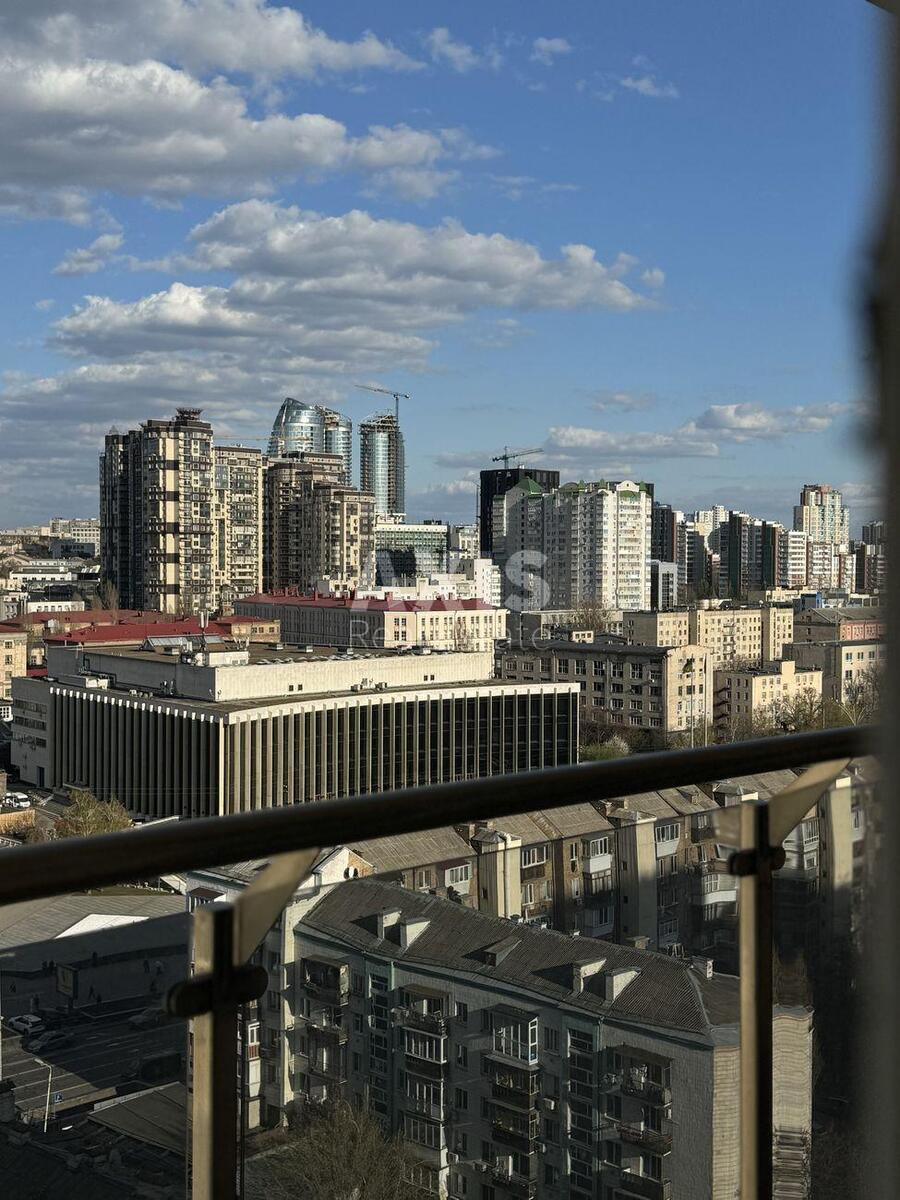 3к квартира ул. Антоновича 1096111611