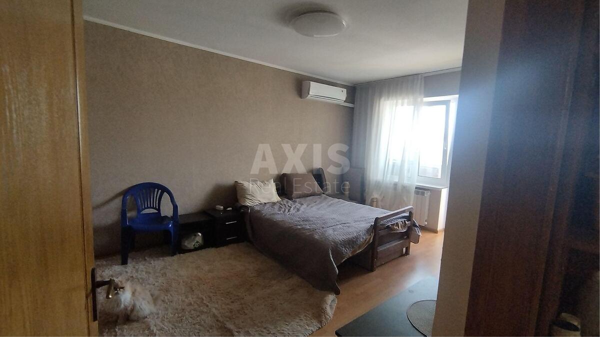 1k apartment vul. Zakrevs'kogo Mykoly 690