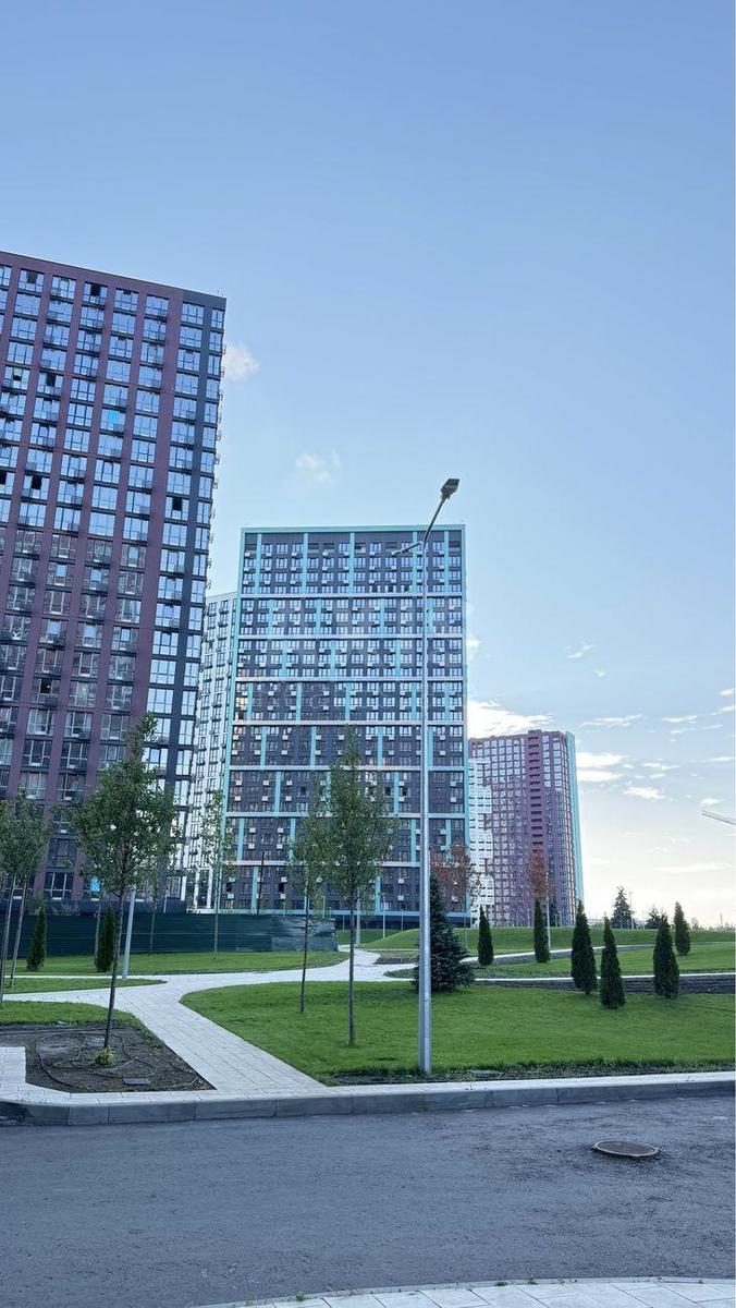 2k apartment vul. Pivnichno-Syrec'ka 1