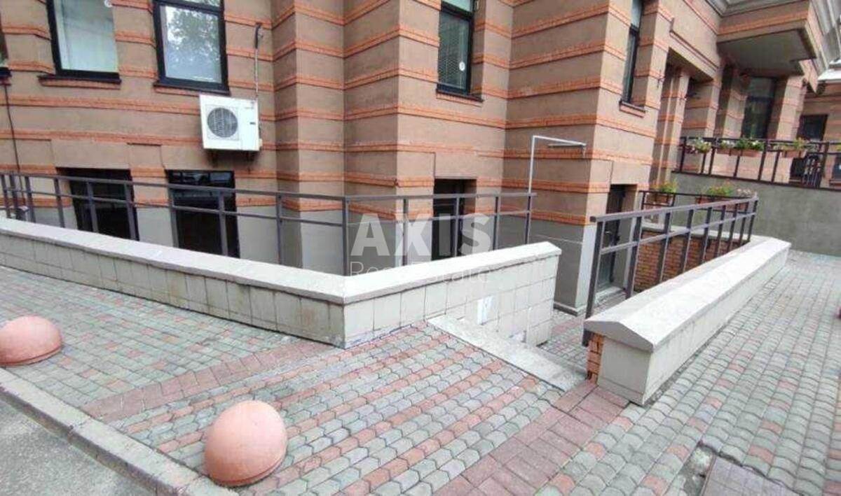Объект сервиса бул. Леси Украинки 23А, 295м2539032