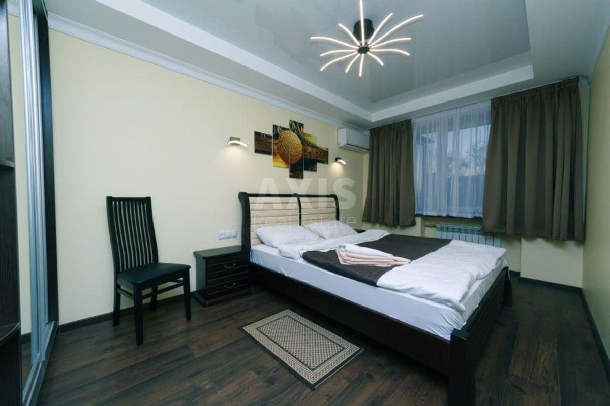 4k apartment bul. Lesi Ukrai'nky 148