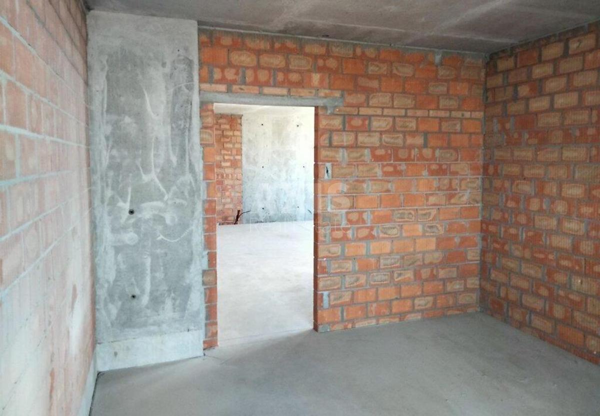 3k apartment vul. Zhyljans'ka 594