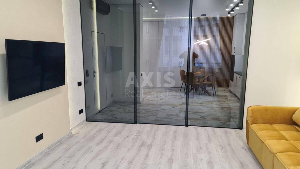 2k apartment vul. Dragomyrova Myhajla 14А2