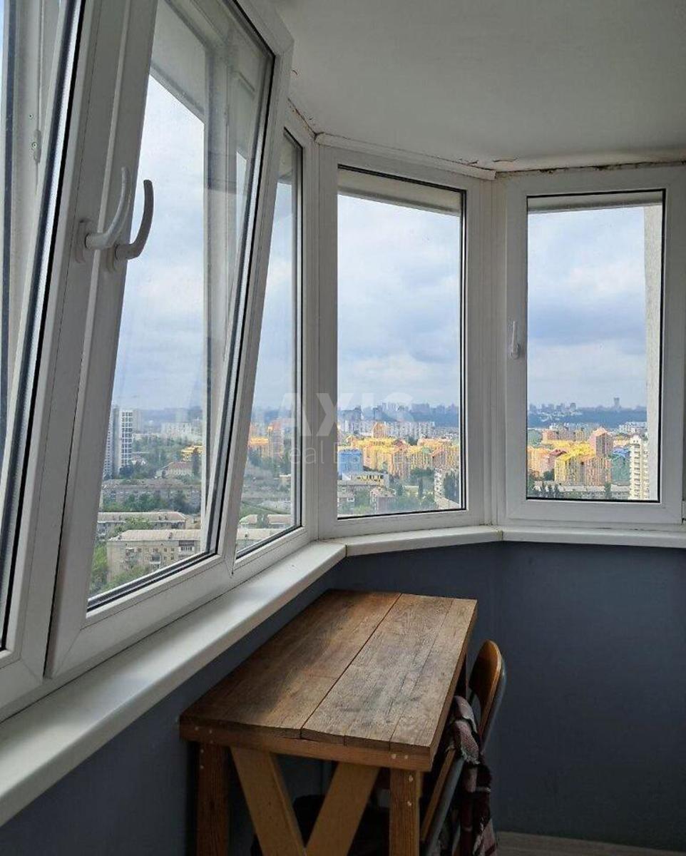 1k apartment prov. Lobachevs'kogo 75