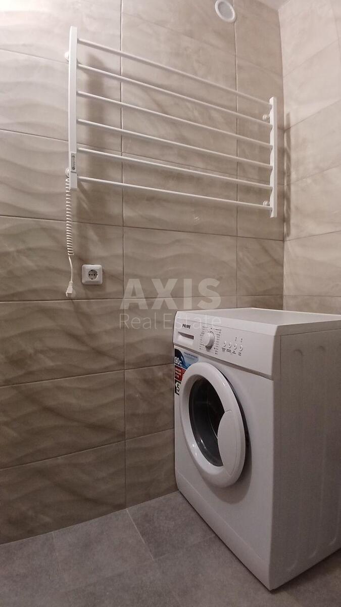 2k apartment vul. Revuc'kogo 549
