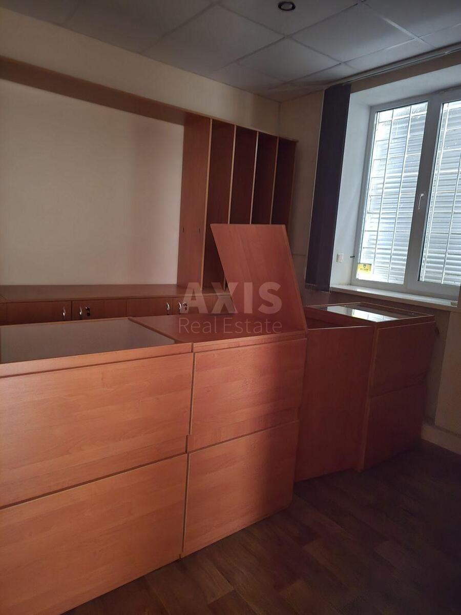 Office vul. Kurenivs'ka 21, 285m26131510
