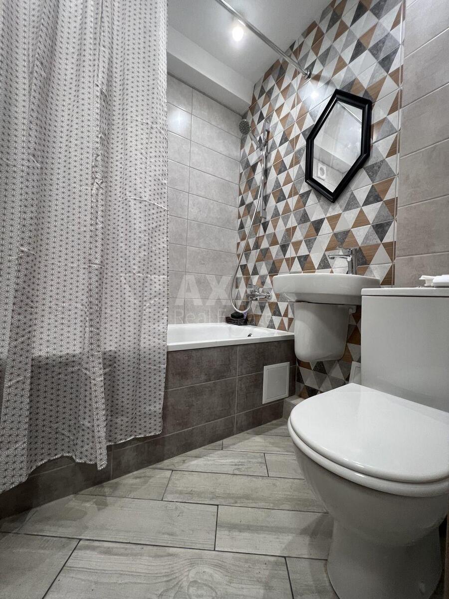 2k apartment vul. Entuziastiv 11/1569453
