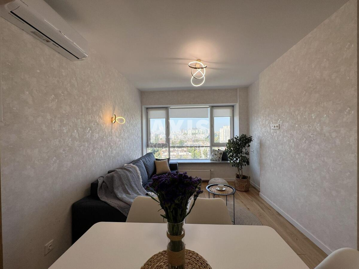 1k apartment vul. Vasyl'kivs'ka 15