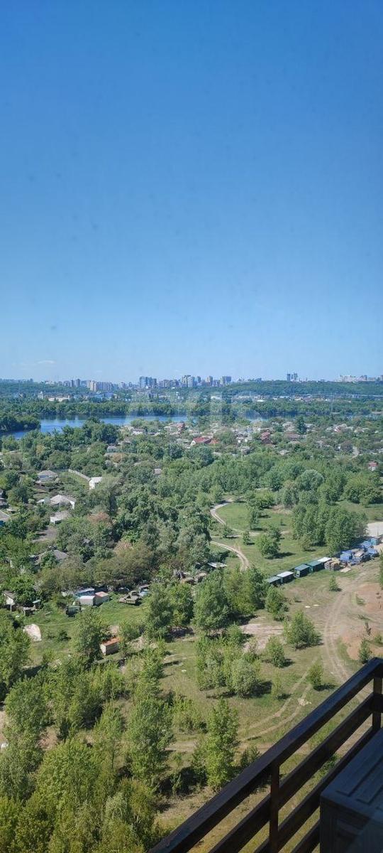 1k apartment nab. Dniprovs'ka 189