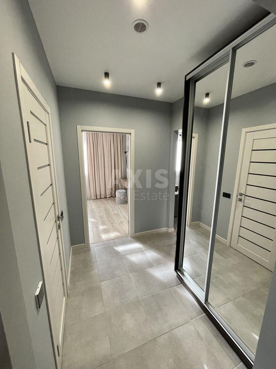 1k apartment vul. Grechka Marshala 10Ж8