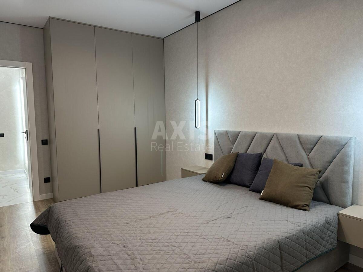 1k apartment vul. Rodyny Kristeriv 16564824