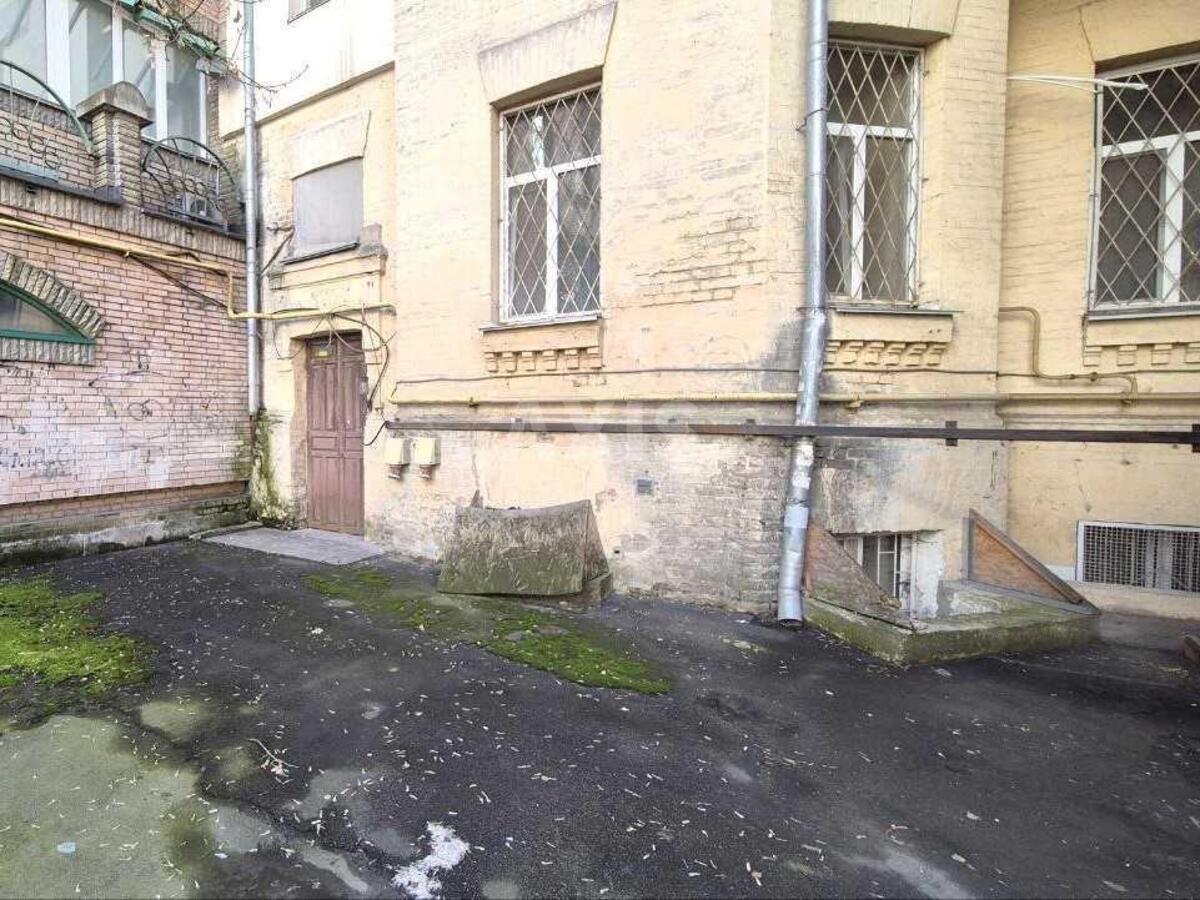 Trade object uzviz Voznesens'kyj 23, 50m2