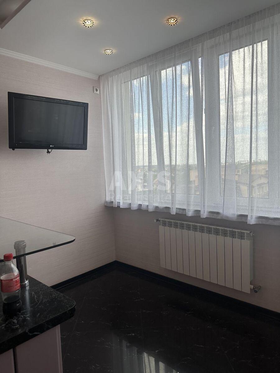 3k apartment vul. Mejtusa Kompozytora 4609832