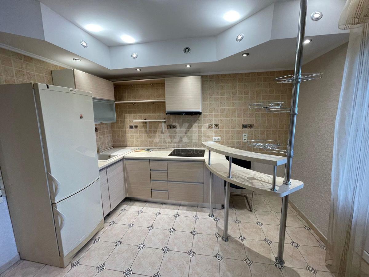 2k apartment vul. Ernsta Fedora 123