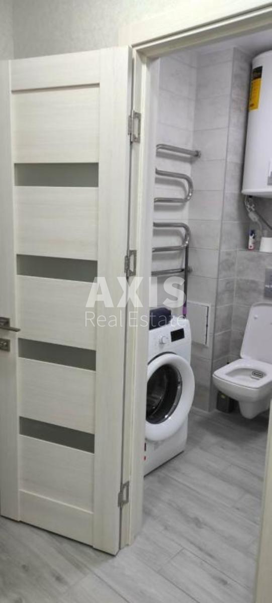 1к квартира ул. Ахматовой Анны 35