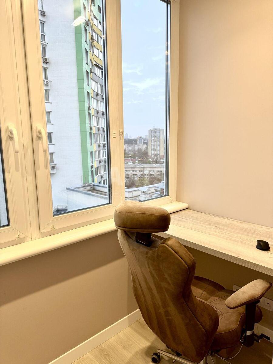 2к квартира ул. Вышгородская 454