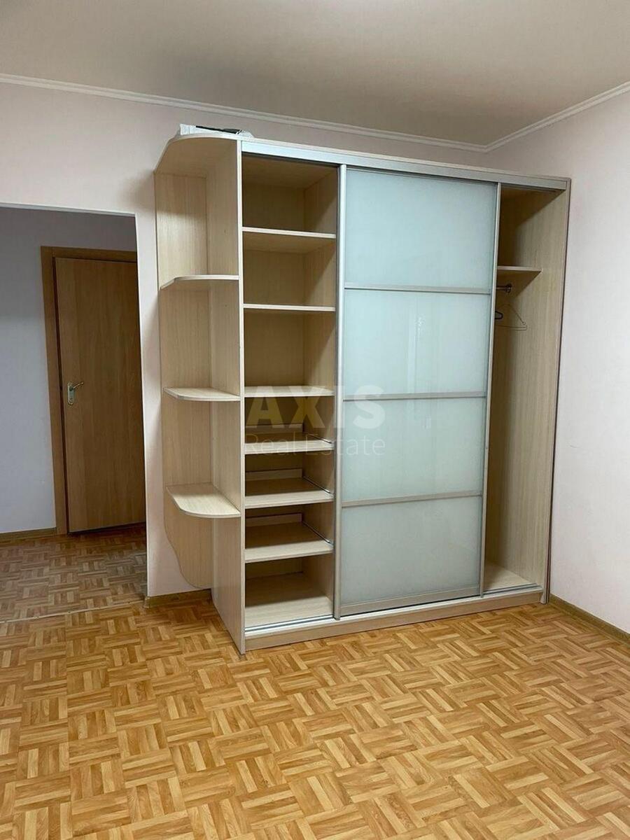 3k apartment vul. Olevs'ka 75799214