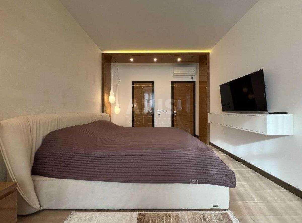 2k apartment vul. Saksagans'kogo 37К4