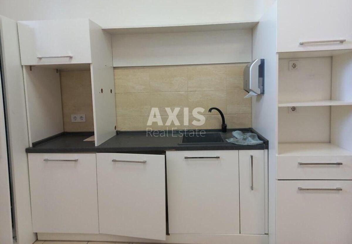 Office vul. Jevgena Konoval'cja 36, 300m2534361