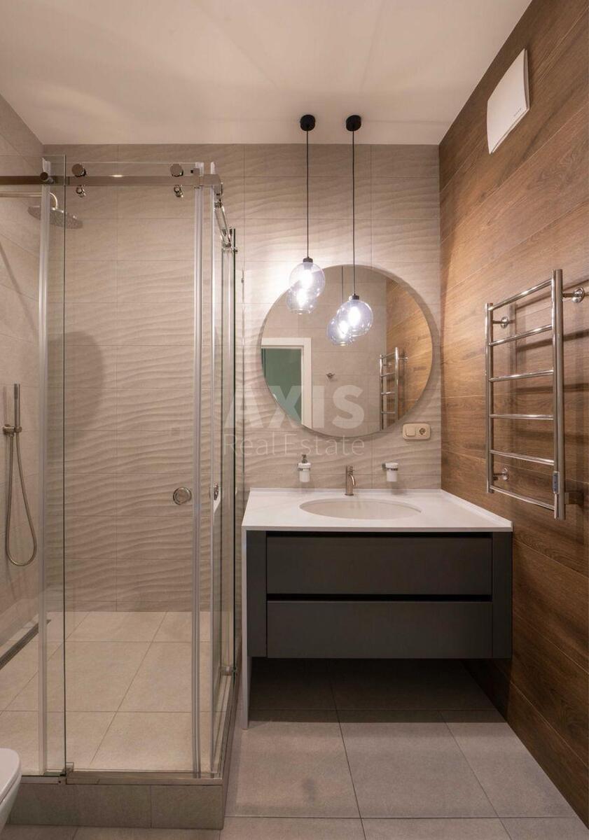 4k apartment vul. Strutyns'kogo Sergija 2585207