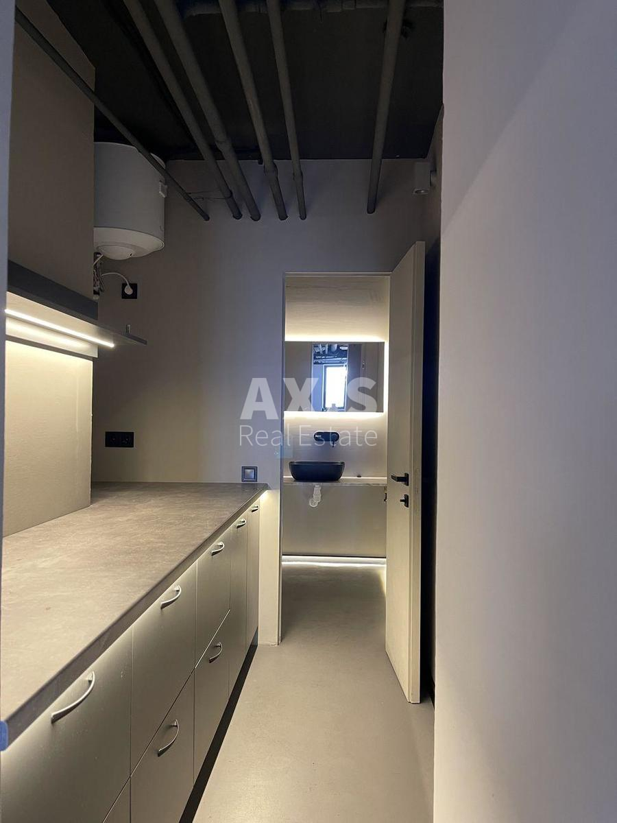 Office vul. Dilova 1/2, 120m2383558