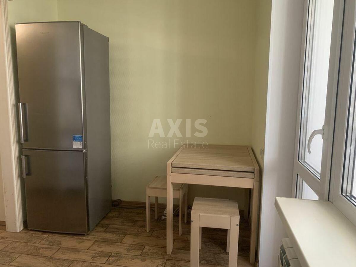 1k apartment vul. Geroi'v Dnipra 755