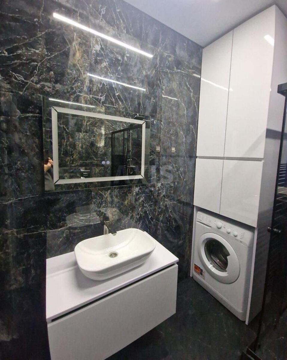 2к квартира бул. Рыльского Тадея 54