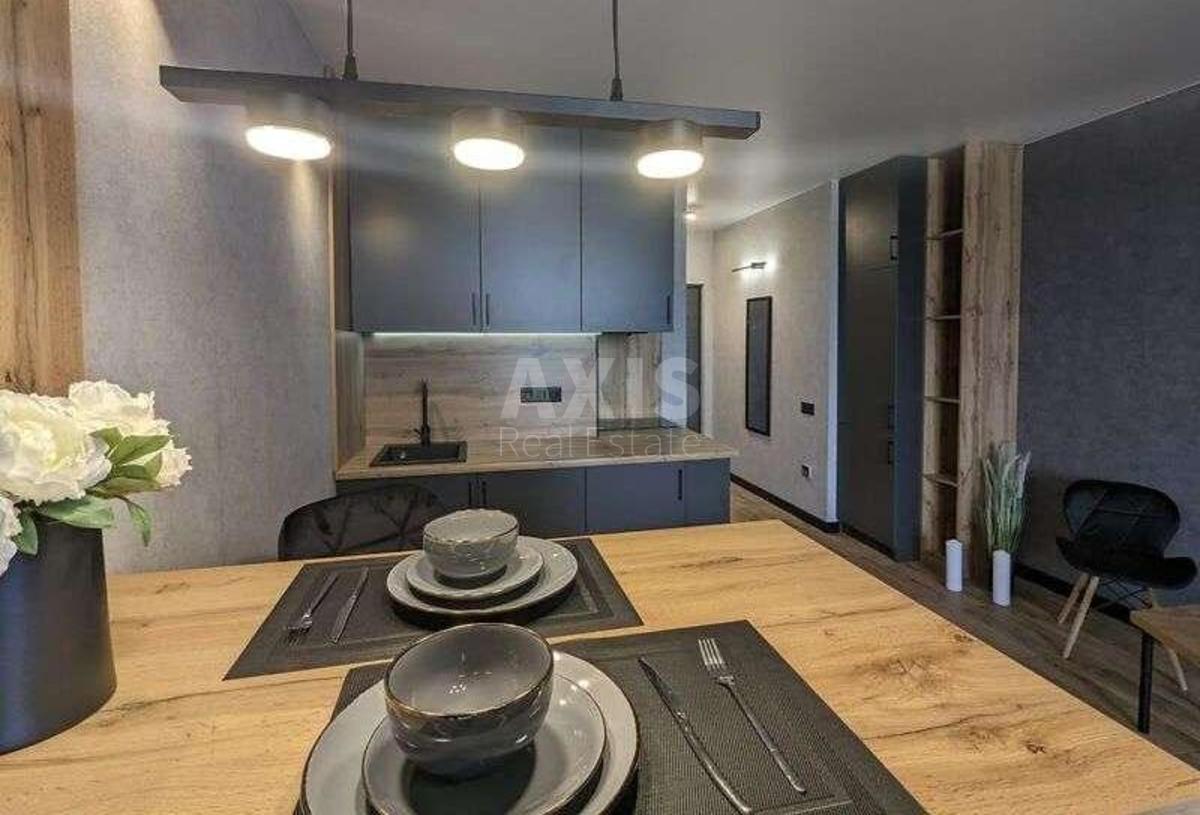 3k apartment vul. Jevgenija Harchenka 47Б0