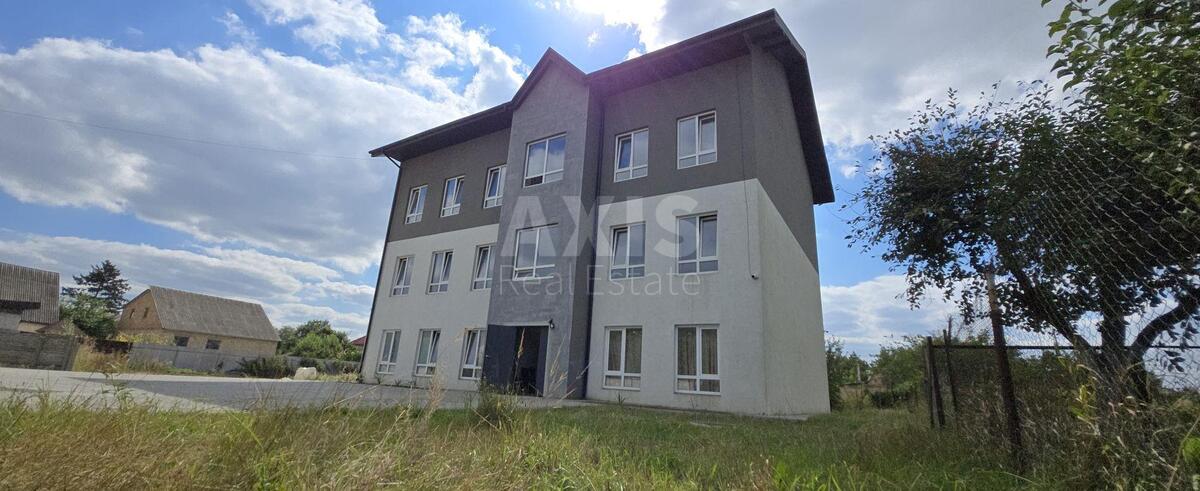 Trade object vul. Naberezhna 24Б, 560m259026