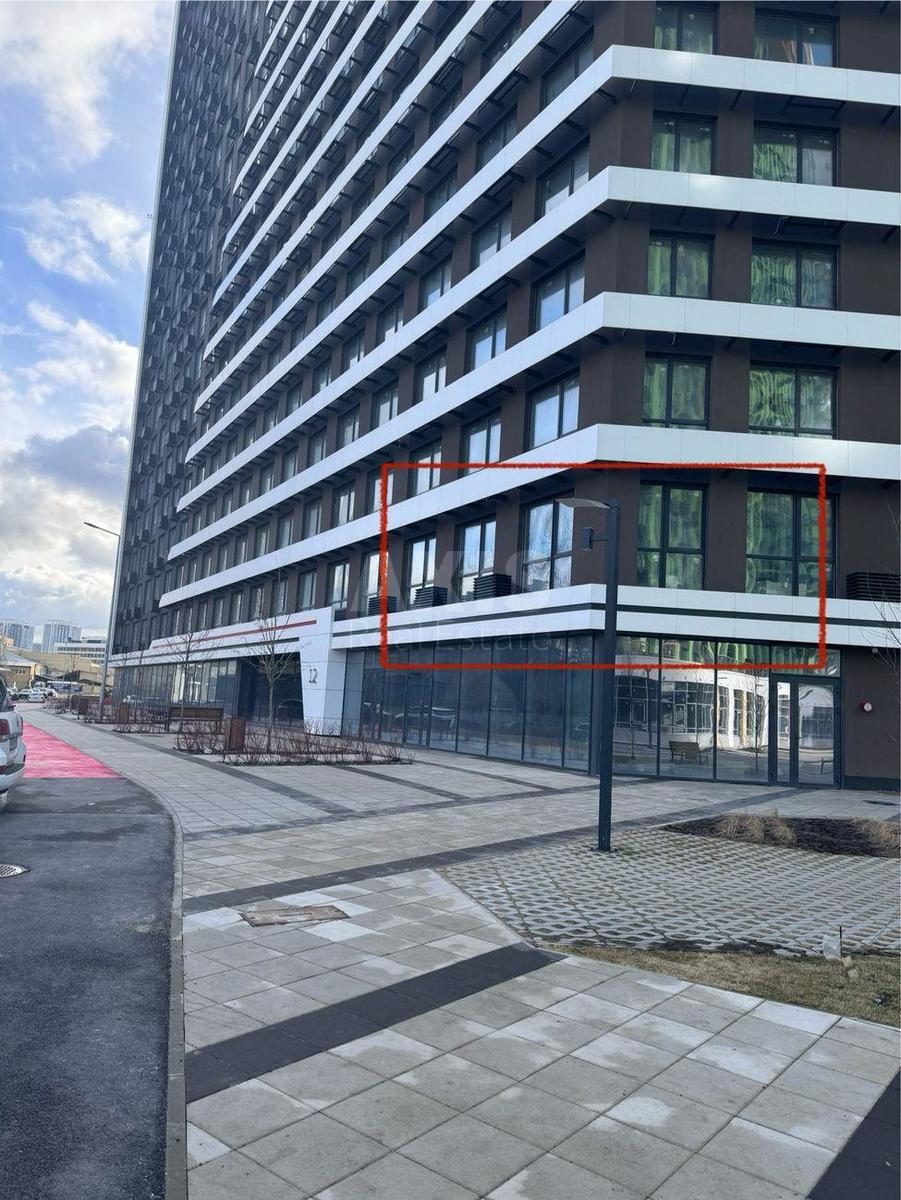 3k apartment nab. Dniprovs'ka 15