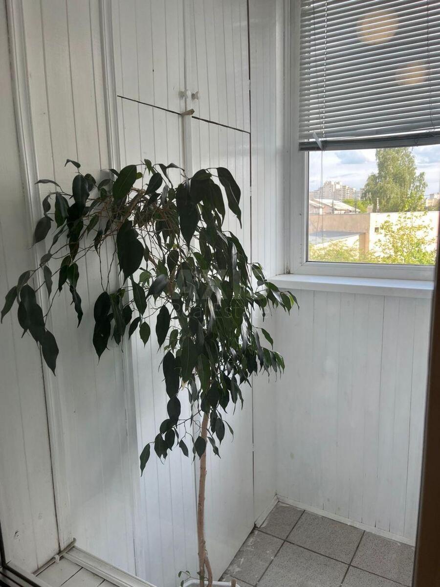 3k apartment vul. Bulahovs'kogo Akademika 5Б10
