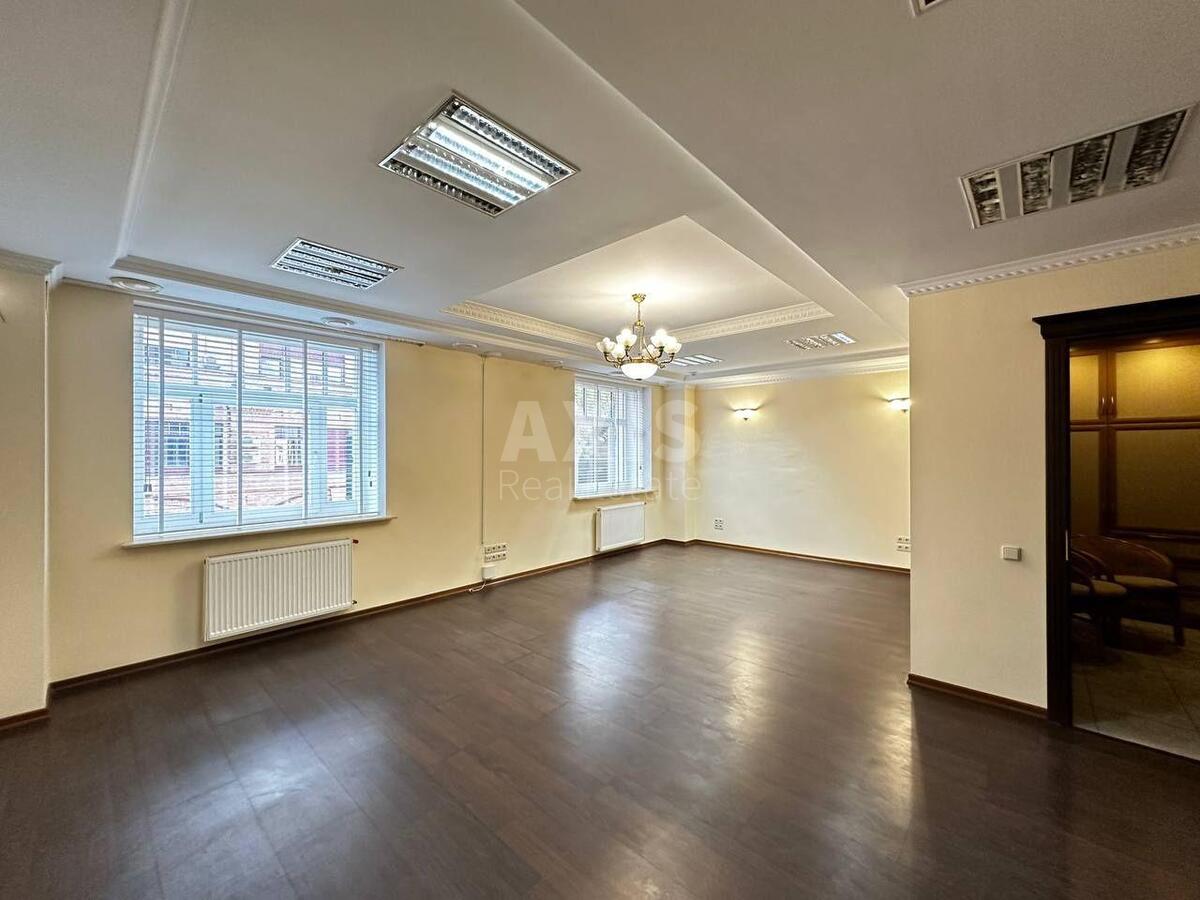 Office vul. Irynyns'ka 5/24, 682m26052912