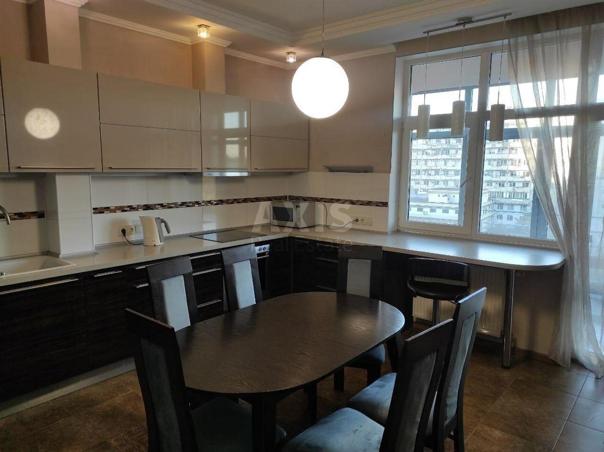 5k apartment vul. Kondratjuka Jurija 18Б