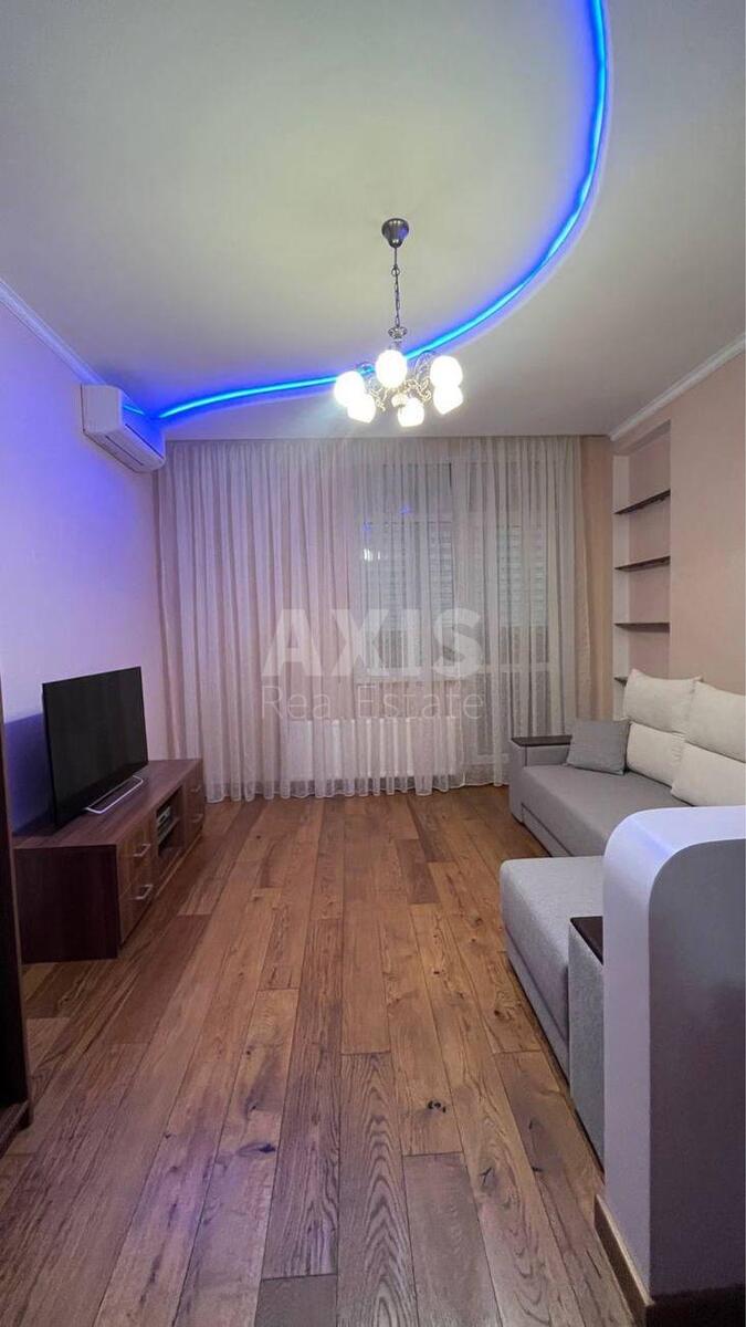 1k apartment vul. Dragomyrova Myhajla 123