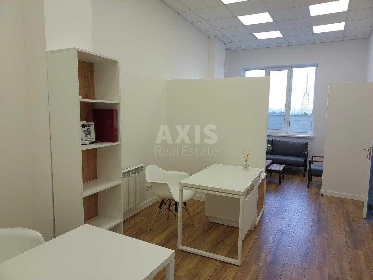 Office vul. Kostjantynivs'ka 75, 55m24