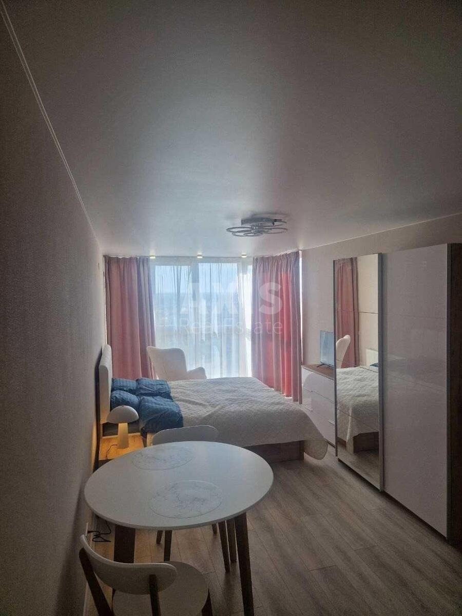 1k apartment uzv. Lysogirs'kyj 26А1