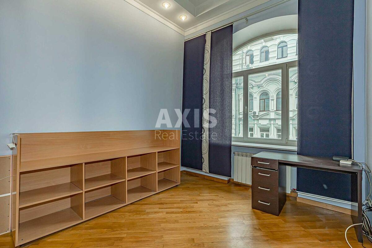 3k apartment pl. Myhajlivs'ka 195765110
