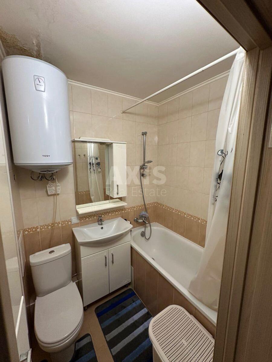 1k apartment vul. Zhyljans'ka 764