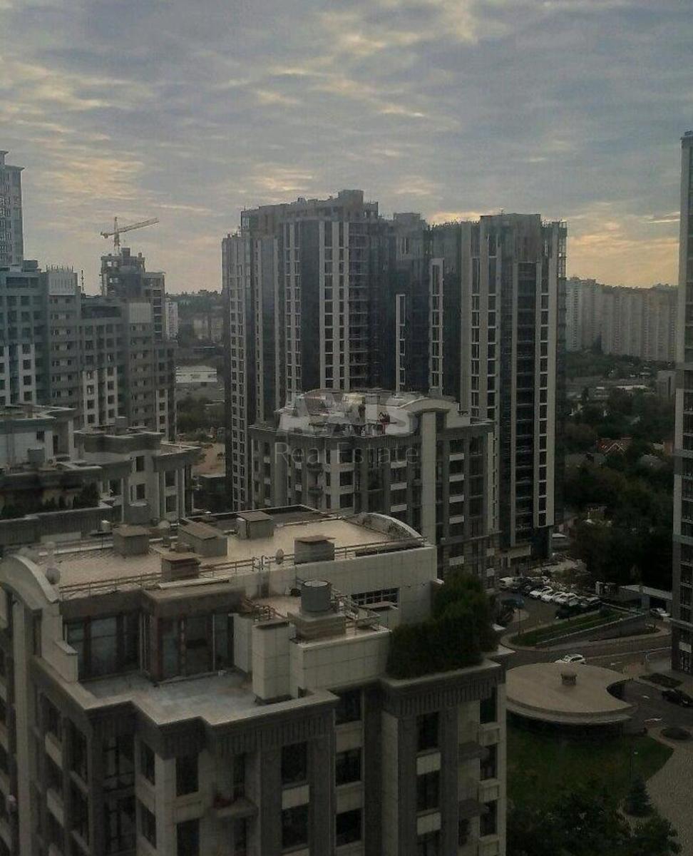 3k apartment vul. Dragomyrova Myhajla 14А