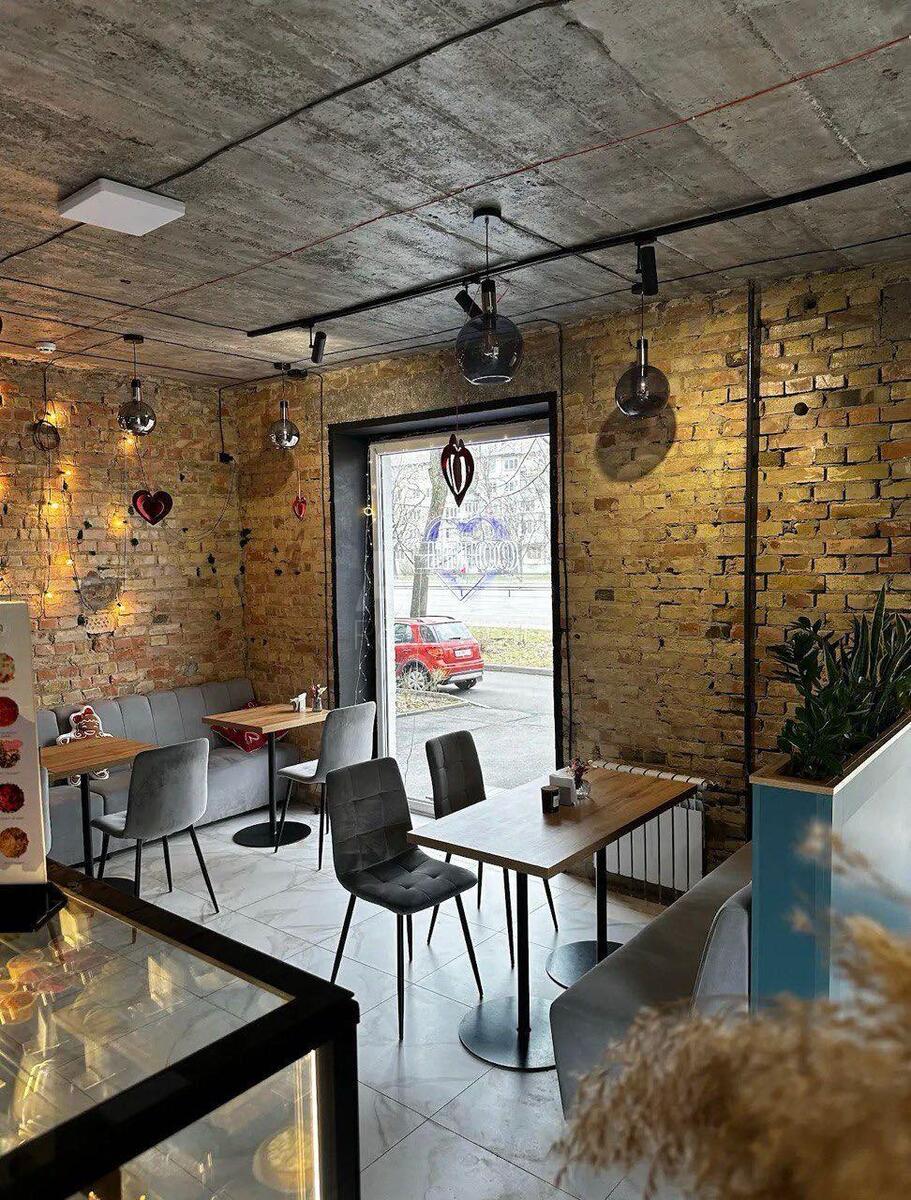 Объект торговли пр-т Леонида Каденюка 18, 41м2612871