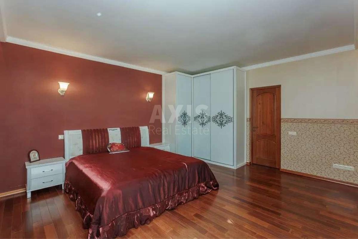 3k apartment vul. Dan'kevycha Kostjantyna 127