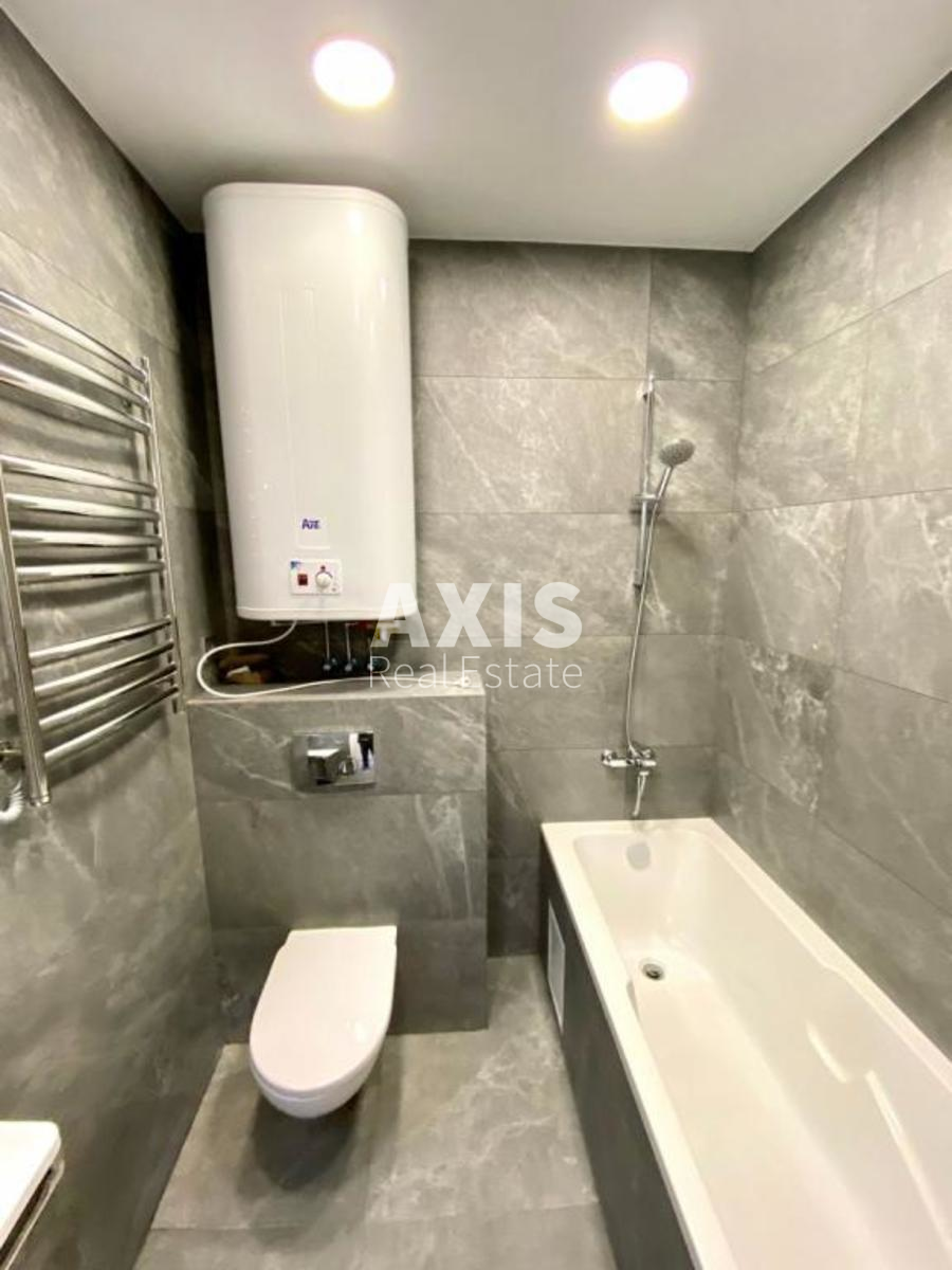 2k apartment vul. Gulaka Mykoly 43
