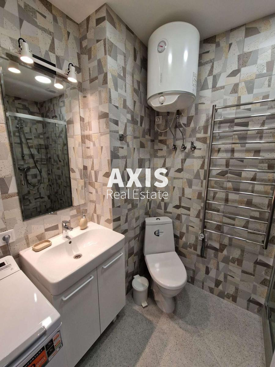 1k apartment pr-t Komarova Kosmonavta 9Б315715